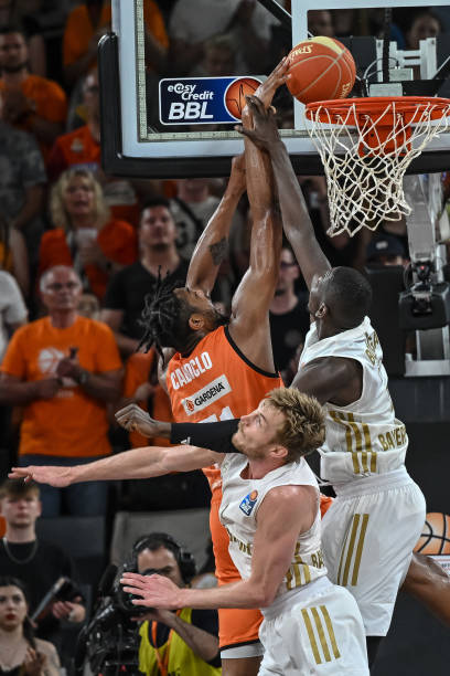 优势摆脱防 优势摆脱防